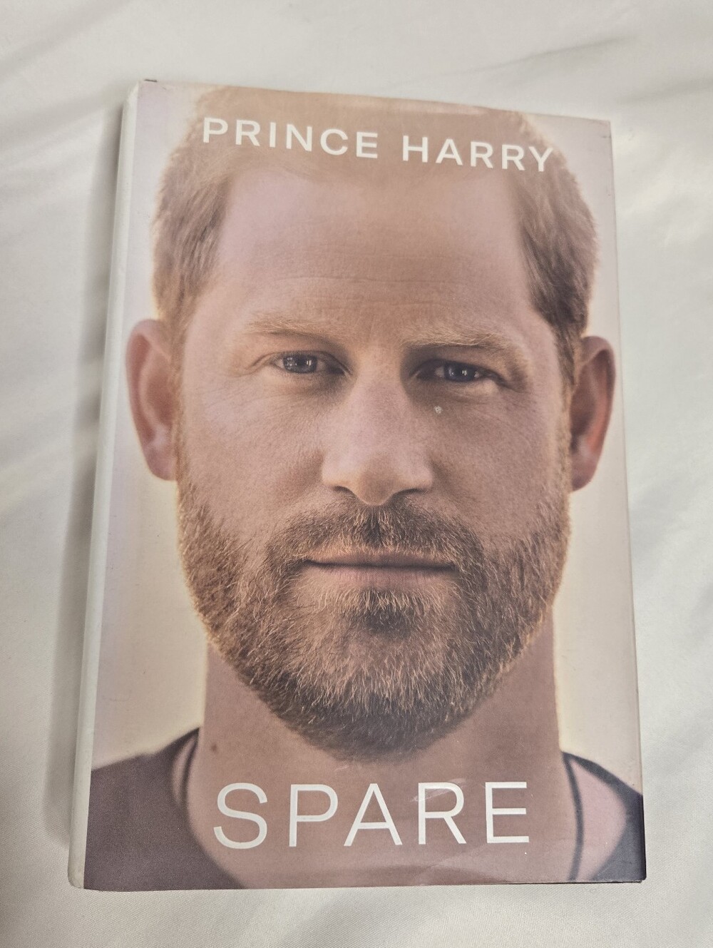 Prince Harry Spare autobiography hardcover book 2023
